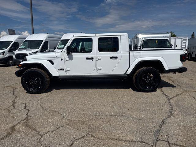 new 2025 Jeep Gladiator car, priced at $40,000