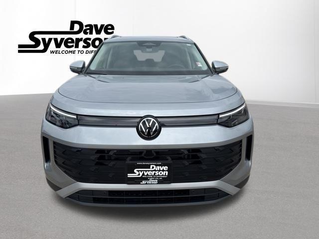 new 2025 Volkswagen Tiguan car, priced at $34,000