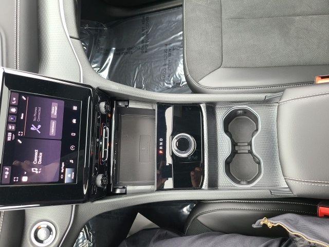 new 2025 Jeep Grand Cherokee car, priced at $41,000