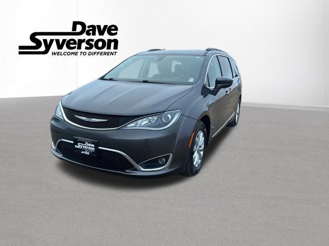 used 2017 Chrysler Pacifica car, priced at $22,000