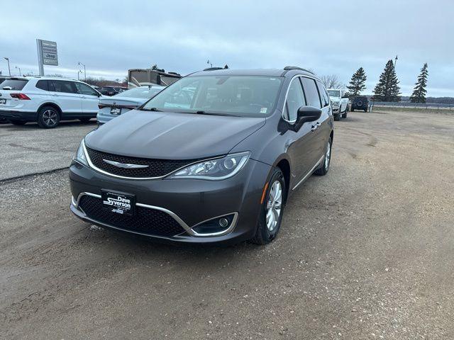 used 2017 Chrysler Pacifica car, priced at $17,000