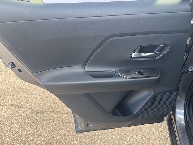 new 2025 Nissan Kicks car, priced at $25,000