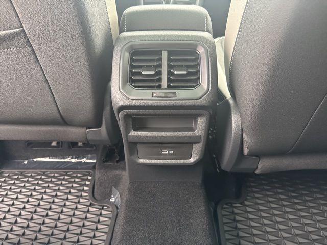 new 2025 Volkswagen Taos car, priced at $32,000