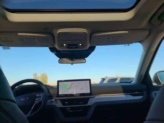 new 2025 Ford Explorer car, priced at $47,500