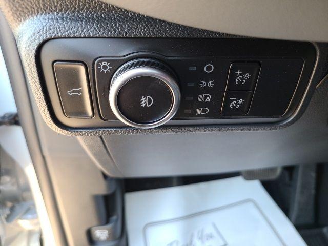 new 2025 Ford Explorer car, priced at $47,500