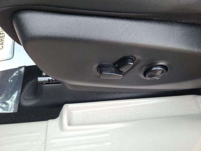 used 2024 Chrysler Pacifica car, priced at $32,799