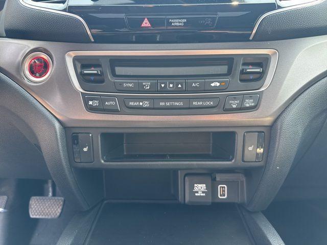 used 2021 Honda Pilot car, priced at $25,000