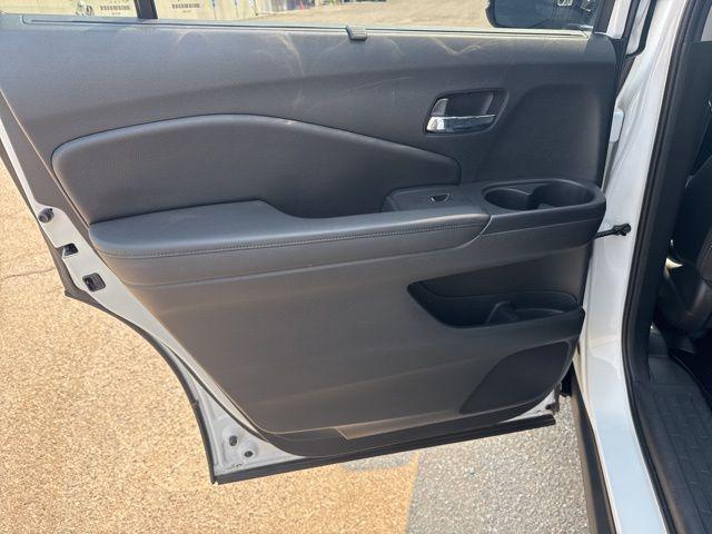 used 2021 Honda Pilot car, priced at $25,000
