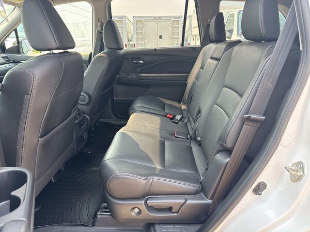 used 2021 Honda Pilot car, priced at $25,000