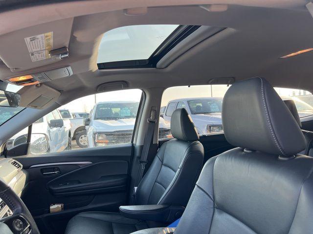 used 2021 Honda Pilot car, priced at $26,000