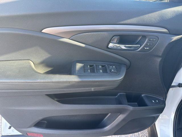used 2021 Honda Pilot car, priced at $25,500