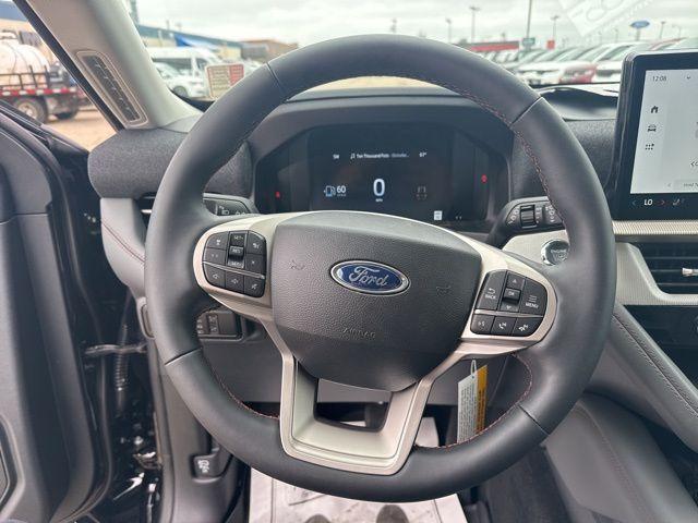 new 2025 Ford Explorer car, priced at $47,500