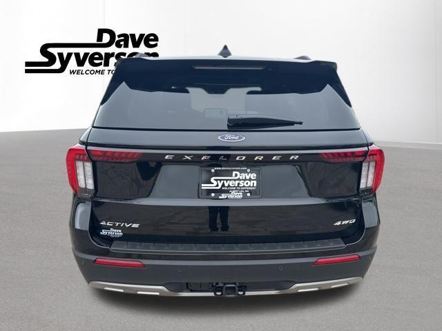 new 2025 Ford Explorer car, priced at $47,500