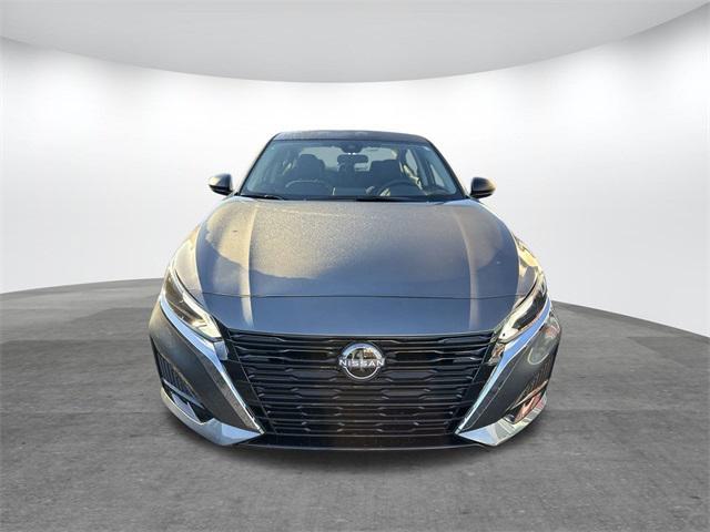 new 2025 Nissan Altima car, priced at $26,901