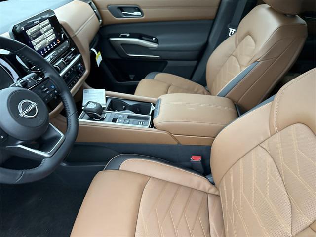 new 2025 Nissan Pathfinder car, priced at $48,033