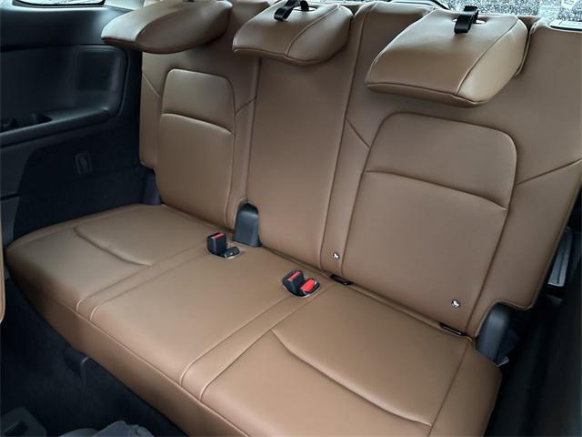 new 2025 Nissan Pathfinder car, priced at $48,033