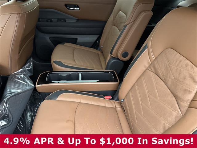 new 2025 Nissan Pathfinder car, priced at $47,033