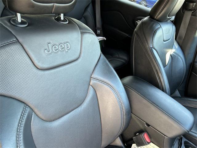 used 2023 Jeep Cherokee car, priced at $23,198