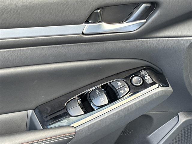 new 2025 Nissan Altima car, priced at $31,995