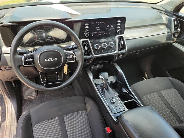 used 2023 Kia Sorento car, priced at $20,899