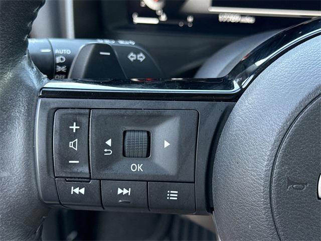 used 2023 Nissan Rogue car, priced at $29,799