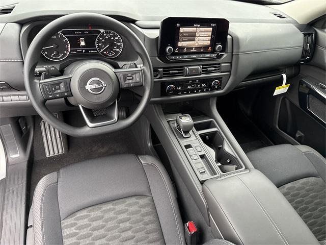 new 2025 Nissan Pathfinder car, priced at $34,785