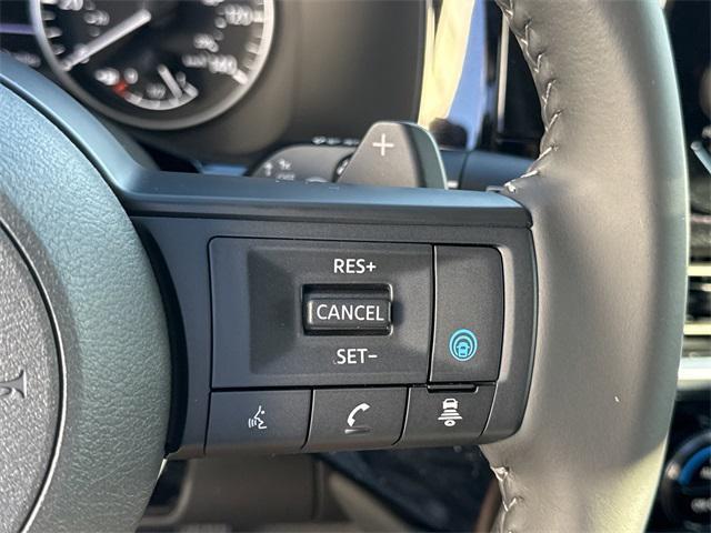 new 2025 Nissan Pathfinder car, priced at $36,328