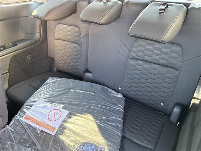 new 2025 Nissan Pathfinder car, priced at $36,328