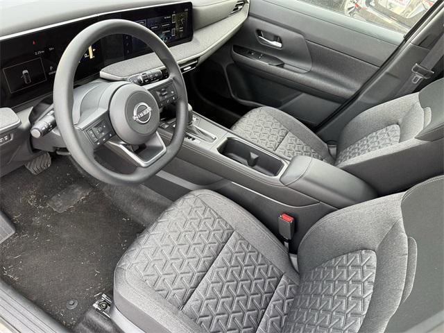 new 2025 Nissan Kicks car, priced at $26,652