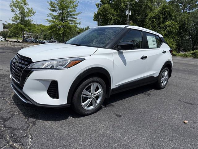 new 2025 Nissan Kicks car, priced at $23,850