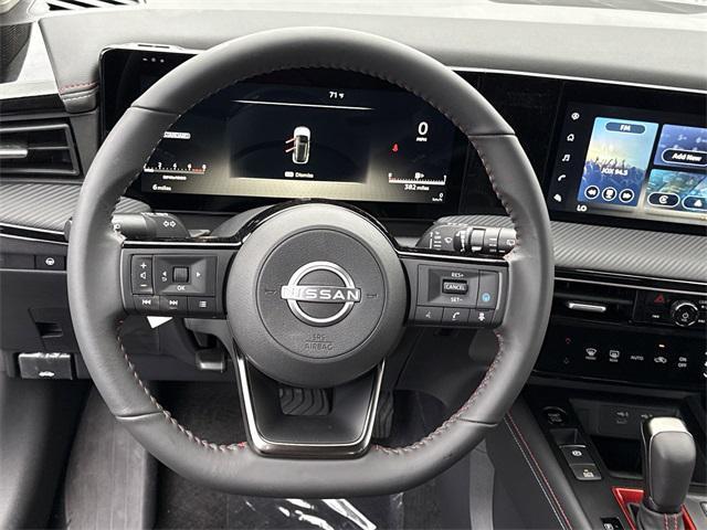 new 2025 Nissan Kicks car, priced at $26,363