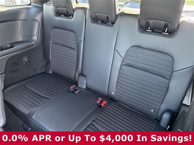 new 2025 Nissan Pathfinder car, priced at $43,338