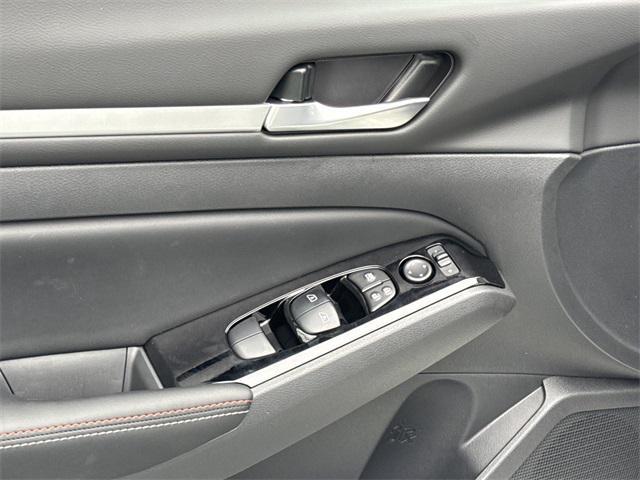 new 2025 Nissan Altima car, priced at $32,495