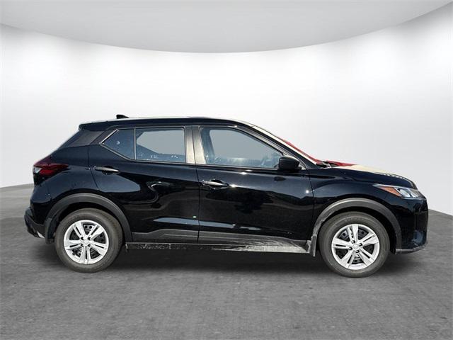 new 2025 Nissan Kicks car, priced at $22,934