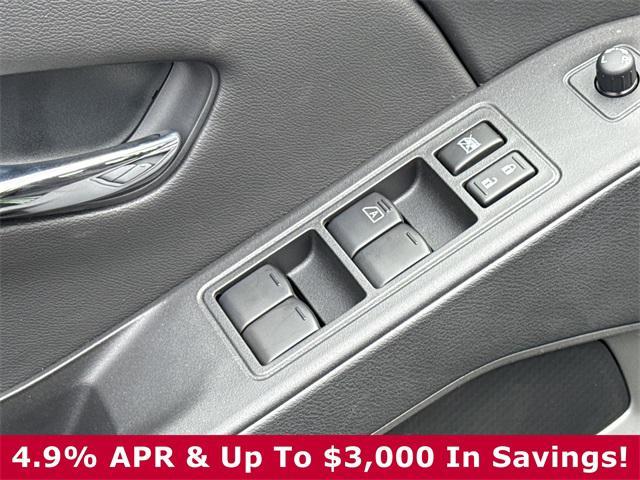 new 2025 Nissan Frontier car, priced at $35,666