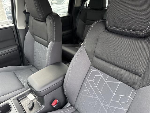 new 2025 Nissan Frontier car, priced at $35,666