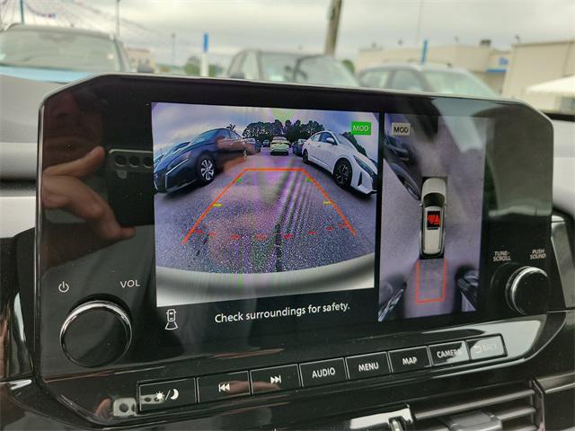 new 2025 Nissan Pathfinder car, priced at $42,995