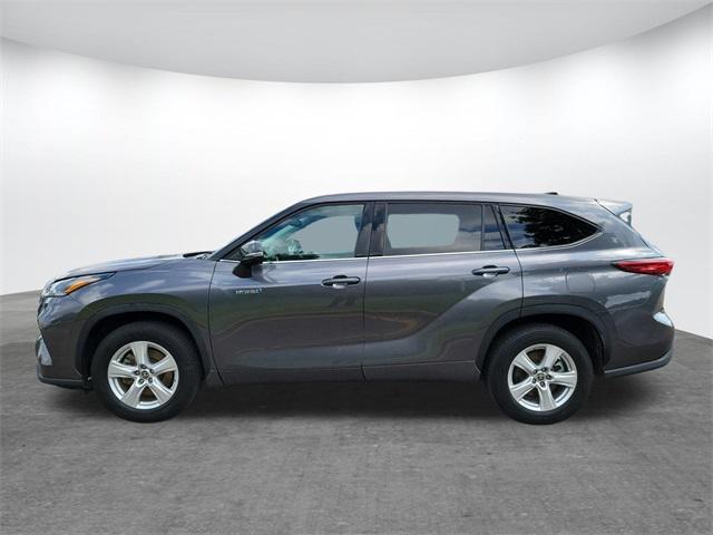 used 2021 Toyota Highlander Hybrid car, priced at $25,630