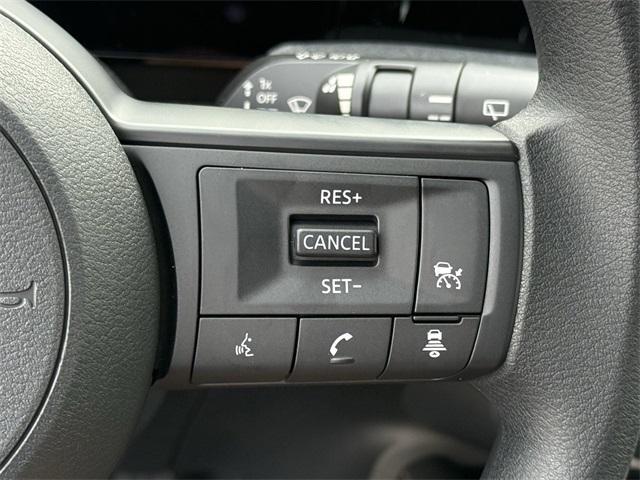new 2025 Nissan Kicks car, priced at $26,582
