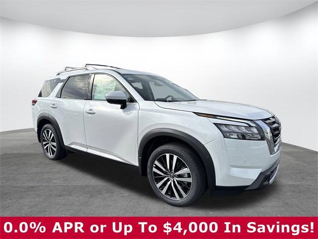 new 2025 Nissan Pathfinder car, priced at $48,772