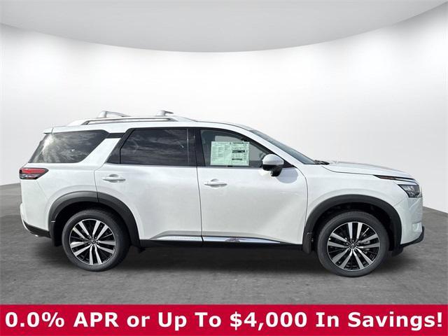 new 2025 Nissan Pathfinder car, priced at $48,772