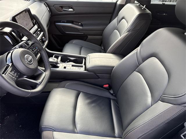 new 2025 Nissan Pathfinder car, priced at $41,520