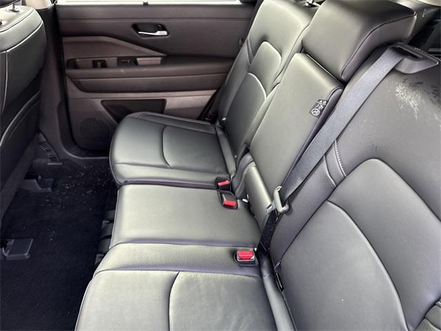 new 2025 Nissan Pathfinder car, priced at $41,520
