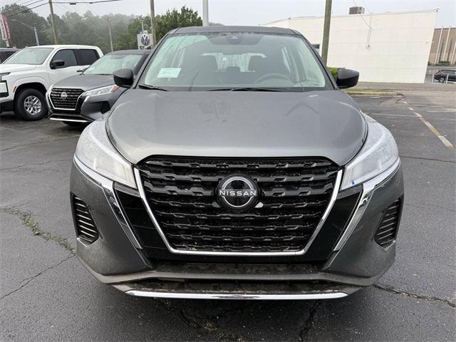 new 2025 Nissan Kicks car, priced at $23,850