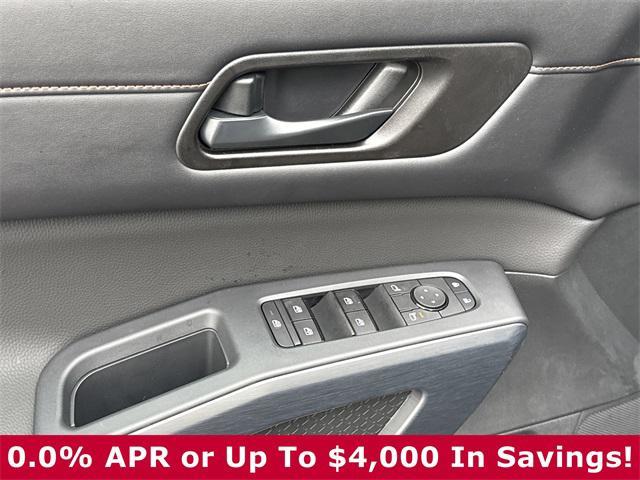 new 2025 Nissan Pathfinder car, priced at $43,260