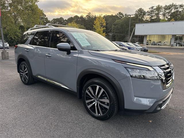 used 2023 Nissan Pathfinder car, priced at $39,399