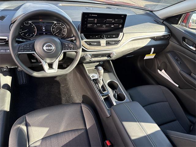 new 2025 Nissan Altima car, priced at $28,995