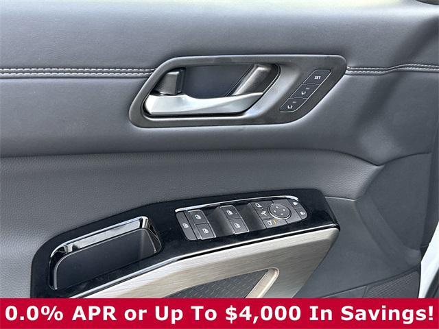 new 2025 Nissan Pathfinder car, priced at $48,196