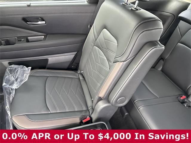 new 2025 Nissan Pathfinder car, priced at $48,196
