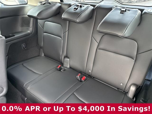 new 2025 Nissan Pathfinder car, priced at $48,196
